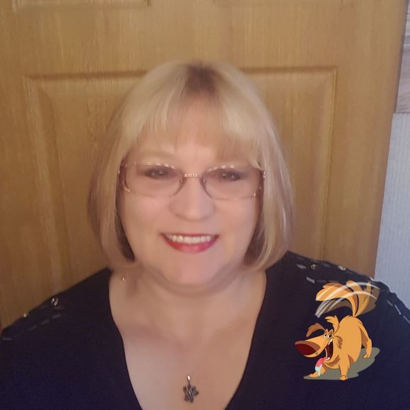 Meet your Posher, Tina - Picture 1 of 1